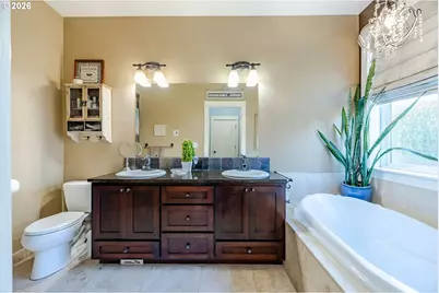 109 Hillview 1, Eugene, OR 97408 - Photo 20