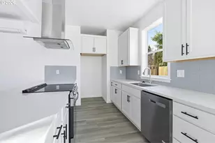 8718 SE Bybee Blvd, Portland, OR 97266 - Photo 8