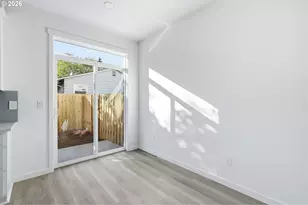 8718 SE Bybee Blvd, Portland, OR 97266 - Photo 12