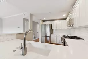 2241 NW Pettygrove St, Portland, OR 97210 - Photo 14