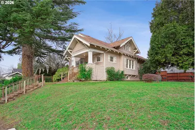 8921 SE Washington St, Portland, OR 97216 - Photo 1