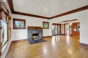8921 SE Washington St, Portland, OR 97216 - Photo 6