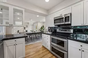 6710 SW 11th Dr, Portland, OR 97219 - Photo 20