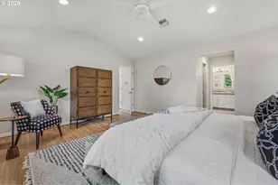 6710 SW 11th Dr, Portland, OR 97219 - Photo 32