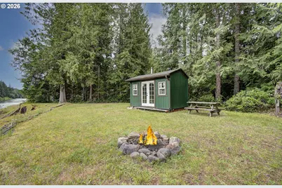 224 Riverview Dr, Castle Rock, WA 98611 - Photo 4