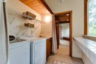 3210 Inspiration Point Dr, Eugene, OR 97405 - Photo 24