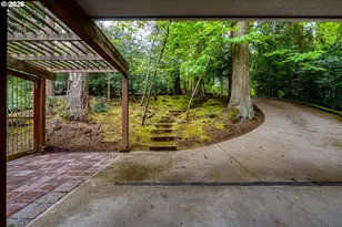 3210 Inspiration Point Dr, Eugene, OR 97405 - Photo 46