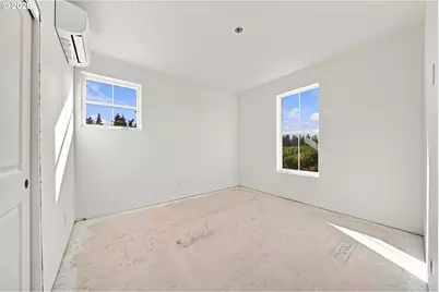 10711 SW Robinson Rd, Hillsboro, OR 97123 - Photo 32