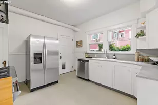 2223 NE 16th Ave, Portland, OR 97212 - Photo 14
