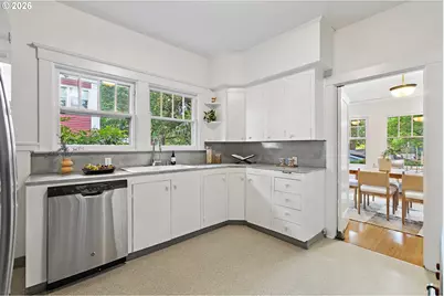 2223 NE 16th Ave, Portland, OR 97212 - Photo 12