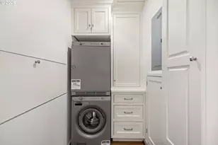 1136 SW Davenport St, Portland, OR 97201 - Photo 34