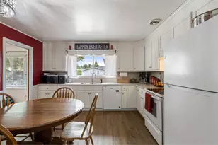 223 W Hazel St, Roseburg, OR 97471 - Photo 10