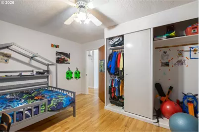 223 W Hazel St, Roseburg, OR 97471 - Photo 28