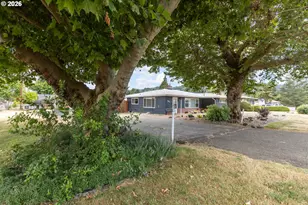 223 W Hazel St, Roseburg, OR 97471 - Photo 34