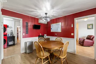 223 W Hazel St, Roseburg, OR 97471 - Photo 14