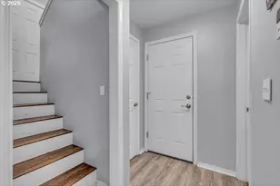 3893 SW 4th St, Gresham, OR 97030 - Photo 10