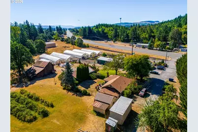 5795 S Santiam Hwy, Lebanon, OR 97355 - Photo 4