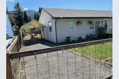 48440 Jasper Dr, Oakridge, OR 97463 - Photo 2