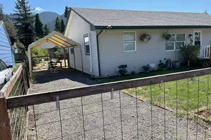 48440 Jasper Dr, Oakridge, OR 97463 - Photo 2