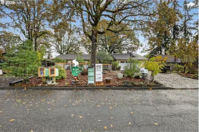 814 Cedaroak St, Saint Helens, OR 97051 - Photo 2