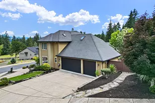 1155 Holly Ave, Cottage Grove, OR 97424 - Photo 4