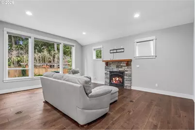 14330 SE Christenson Ct, Clackamas, OR 97015 - Photo 14