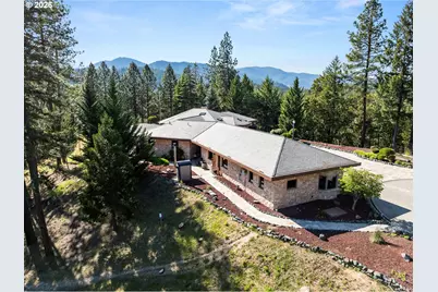 727 Earhart Rd, Rogue River, OR 97537 - Photo 42