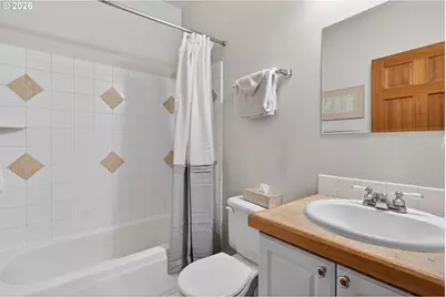 2448 SE Yamhill St, Portland, OR 97214 - Photo 30