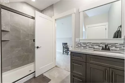 16121 S Amacher Ln, Oregon City, OR 97045 - Photo 32