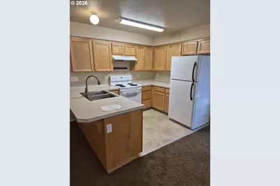 1400 Falcon Loop, Independence, OR 97351 - Photo 4