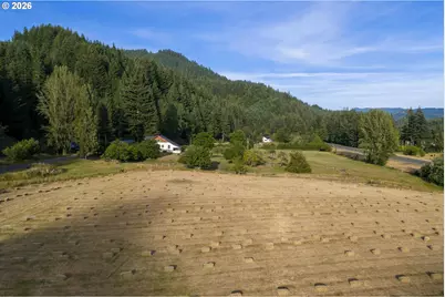 17867 Highway 42, Myrtle Point, OR 97458 - Photo 10