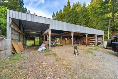 17867 Highway 42, Myrtle Point, OR 97458 - Photo 12