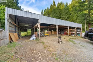 17867 Hwy 42, Myrtle Point, OR 97458 - Photo 12