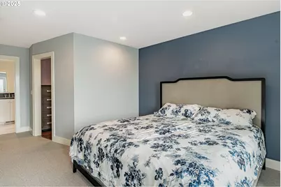 5425 SW View Point Ter, Portland, OR 97239 - Photo 34