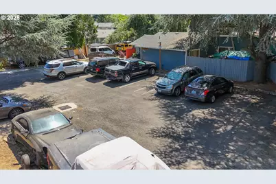 1112 E Main St, Hillsboro, OR 97123 - Photo 16