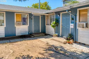 1112 E Main St, Hillsboro, OR 97123 - Photo 6