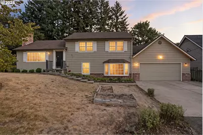 9360 SW Meadow Ln, Portland, OR 97225 - Photo 1