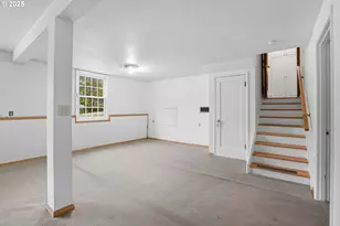 9360 SW Meadow Ln, Portland, OR 97225 - Photo 24