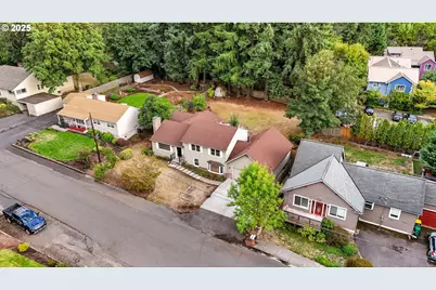 9360 SW Meadow Ln, Portland, OR 97225 - Photo 44