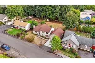 9360 SW Meadow Ln, Portland, OR 97225 - Photo 44