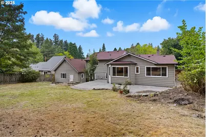 9360 SW Meadow Ln, Portland, OR 97225 - Photo 34