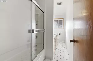 922 NE Donelson Rd, Hillsboro, OR 97124 - Photo 34