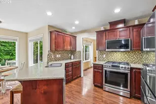 23889 SW Red Fern Dr, Sherwood, OR 97140 - Photo 8