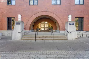 1030 NW Johnson St, Portland, OR 97209 - Photo 2