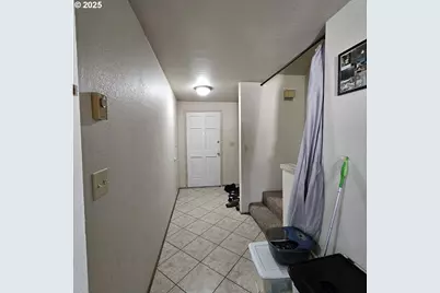 165 Loop Rd, Myrtle Creek, OR 97457 - Photo 2