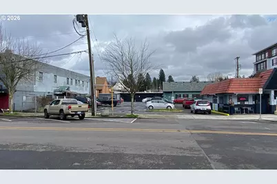 11056 SE Main St, Milwaukie, OR 97222 - Photo 14