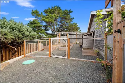 738 N Marion Ave, Gearhart, OR 97138 - Photo 36