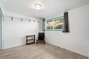 214 NW Seblar Dr, Portland, OR 97035 - Photo 20