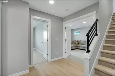 16473 NW Liberty St, Portland, OR 97229 - Photo 22