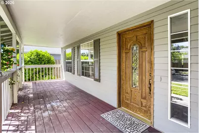 1635 NE Stable Dr, Hillsboro, OR 97124 - Photo 4